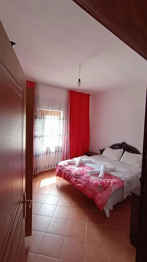 Private Villa Apartment Τίρανα